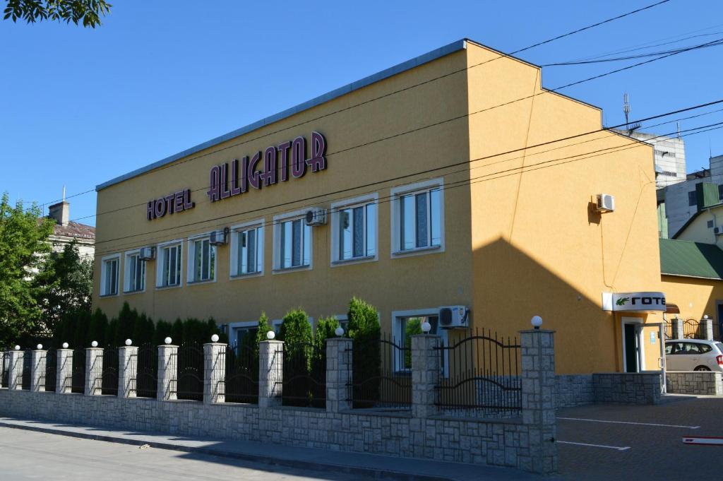 Hotel Aquapark Alligator Ternopil Exterior photo